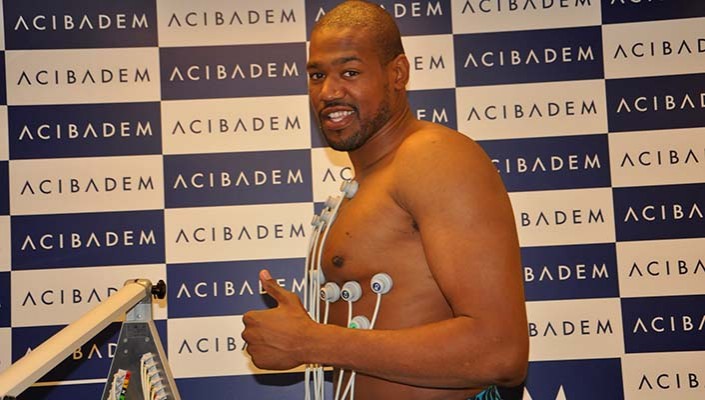 Lamont Hamilton Sağlık Kontrolünden Geçti 