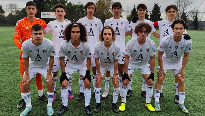 HangiKredi Ümraniyespor:0 Beşiktaş Artaş:3 (U-16)