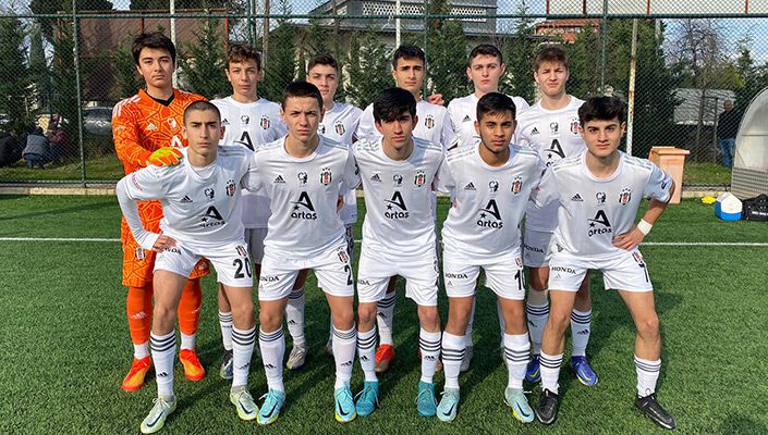 Hangikredi Ümraniyespor:1 Beşiktaş Artaş:1 (U-15)