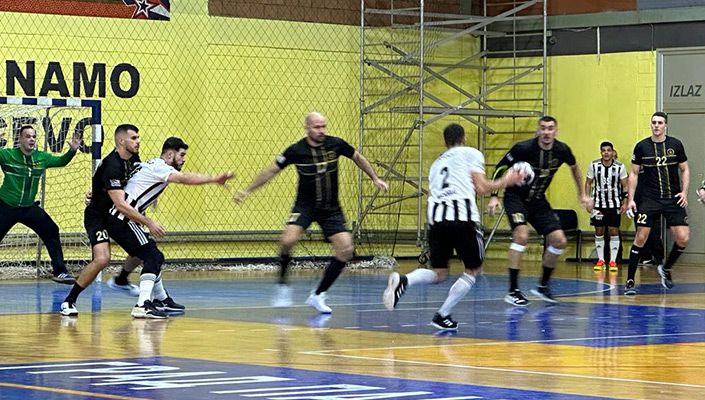 HC Dinamo Pancevo:30 Beşiktaş Yurtbay Seramik:28