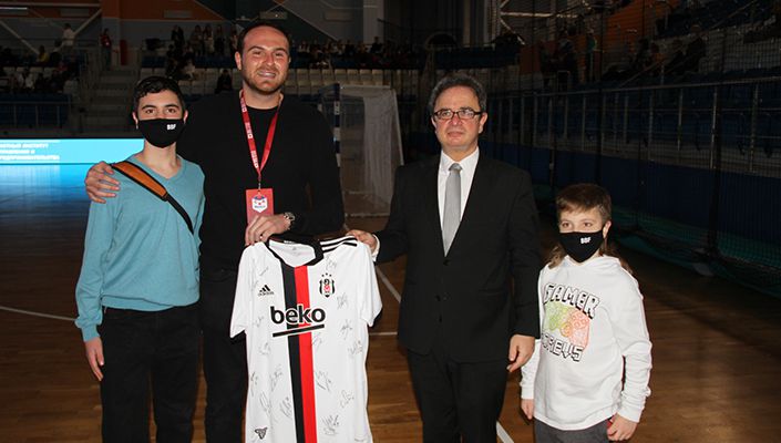 Hentbol Şube Sorumlumuz Mesut Çebi’den Minsk Büyükelçimiz Mustafa Özcan’a Teşekkür