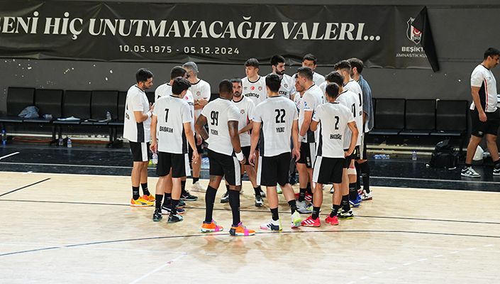 Hentbol Takımımız, İstanbul GSK ile Hazırlık Maçı Oynadı