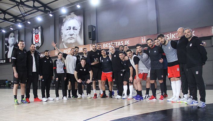 Hentbolcumuz Vladimir Bojanic’in Doğum Günü Kutlandı