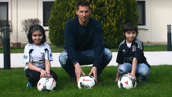 Filip Holosko Yavru Kartal Dergisi’ne Konuştu