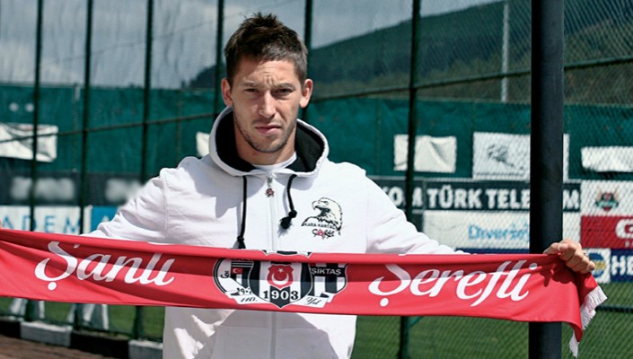 Filip Holosko Ameliyat Olacak