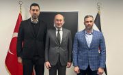 İkinci Başkanımız Hüseyin Yücel, Beşiktaş Emlakjet Takımımızın Genel Menajeri Nedim Yücel ve Başantrenörü Dusan Alimpijevic ile Buluştu