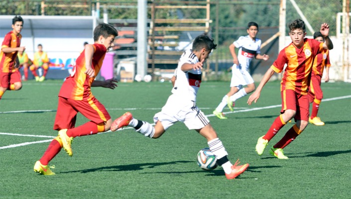 İstanbul Başakşehir:1 Beşiktaş:5 (U-14)