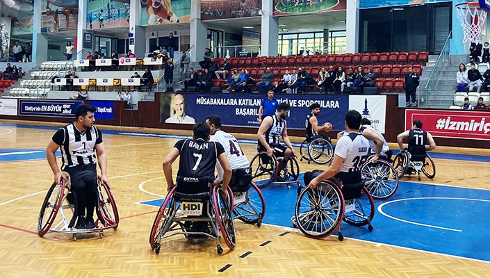 İzmir Bş. Bld.:55 Beşiktaş:68