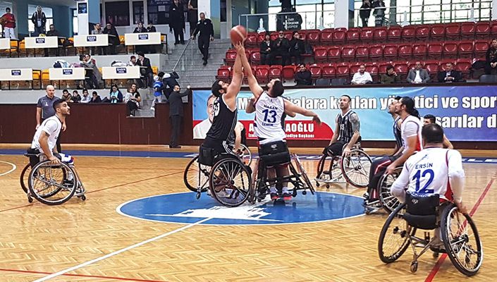 İzmir Bş. Bld.:68 Beşiktaş:54