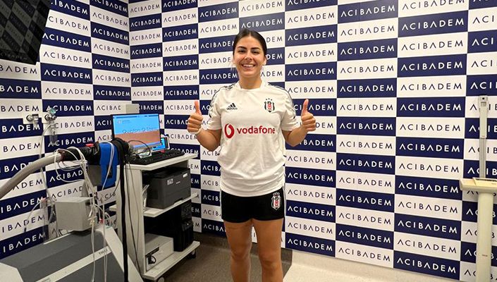 Kadın Futbol Takımımızın Sporcuları Sağlık Kontrolünden Geçtiler