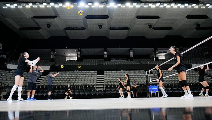 Kadın Voleybol Takımımız Yeni Sezon Hazırlıklarına Başladı