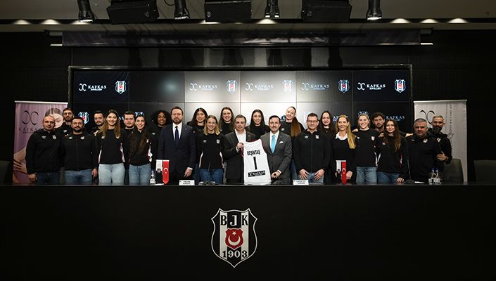 Kafkas Mücevherat, Kadın Voleybol Takımımızın Forma Sırt Alt Sponsoru Oldu