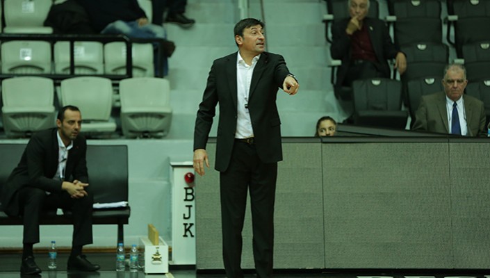 Kamil Söz: ‘Oyuncularımı tebrik ediyorum’