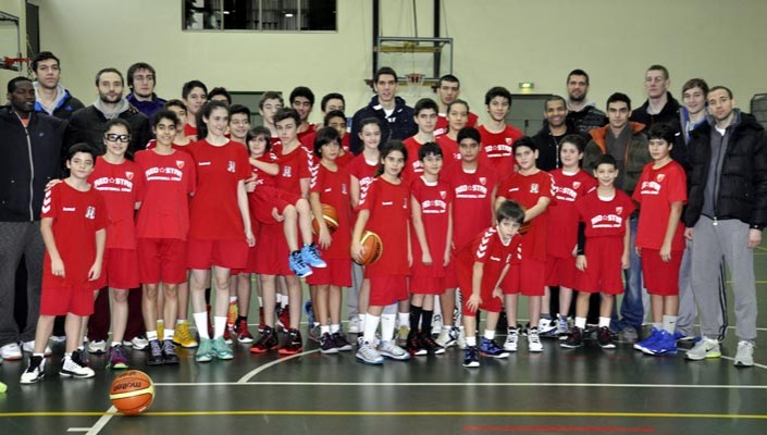 Basketbolcularımızdan Kampa Ziyaret