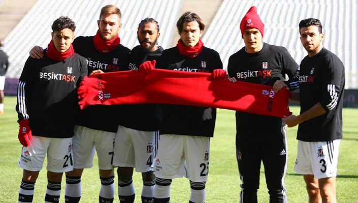 Futbolcularımız BeşiktAşk ile Isındı