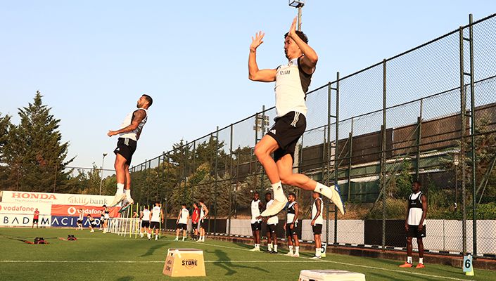 KF Tirana Maçı Hazırlıkları Sürüyor