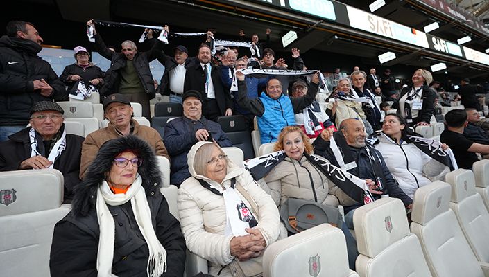 Kıymetli Büyüklerimiz Tüpraş Stadyumu’nda Ağırlandı