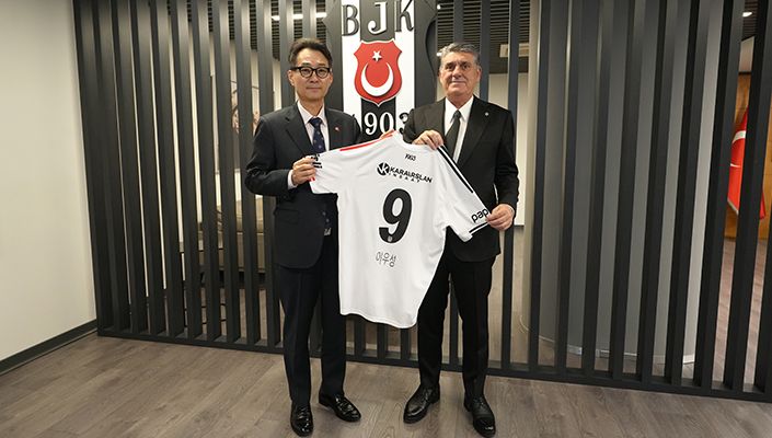 Kore Cumhuriyeti İstanbul Başkonsolosu Woo Sung Lee’den Kulübümüze Ziyaret