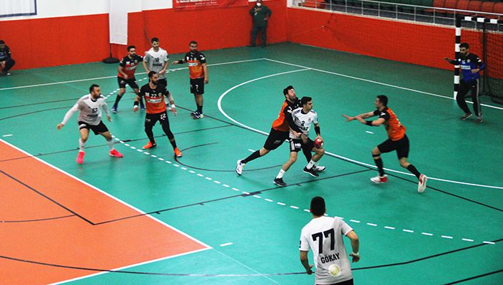 Köyceğiz Belediye Spor:27 Beşiktaş Aygaz:36