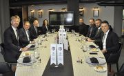 Kulübümüzden Ajax Heyetine Dostluk Yemeği