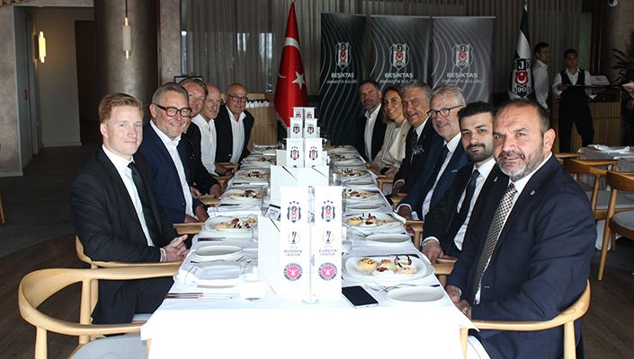 Kulübümüzden UEFA ve FC Midtjylland Heyetlerine Dostluk Yemeği