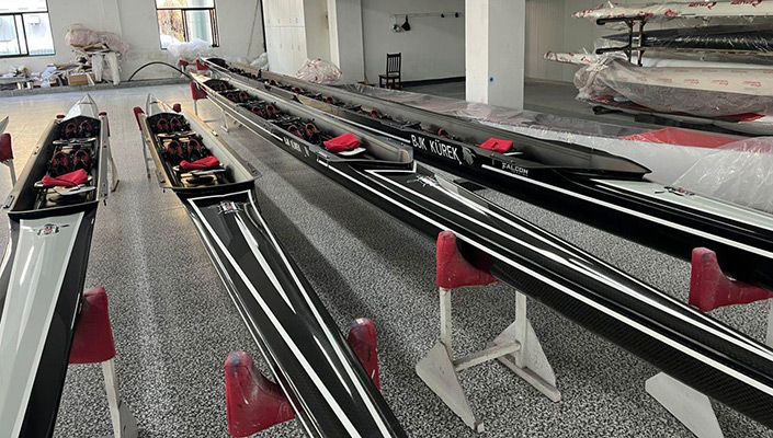 Kürek Şubemizin Sponsoru Beşiktaş Denizcilik A.Ş’den Kürek Takımımıza 10 Antrenman Teknesi