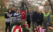 Kurul ve Kongre Üyelerimiz, Ulu Önderimiz Mustafa Kemal Atatürk’ü Budapeşte’de Andı