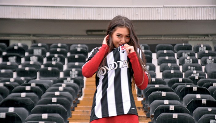 Neslihan Atagül Beşiktaş Dergisi’nde!