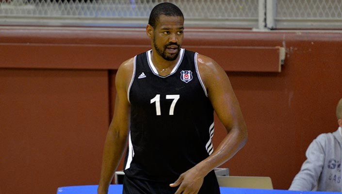 Lamont Hamilton Hakkında Bilgilendirme 