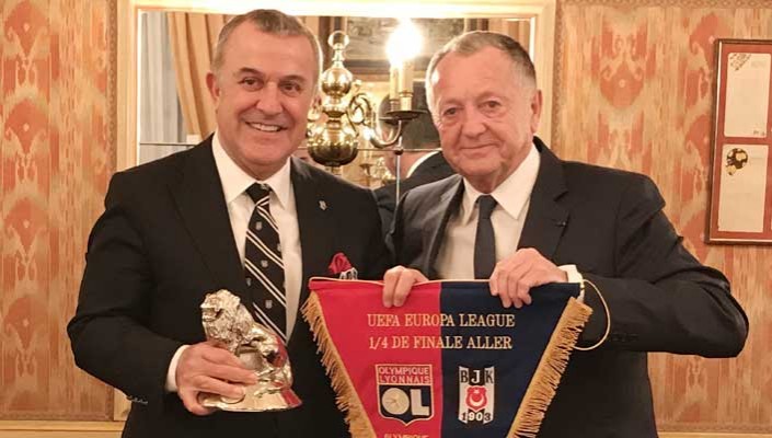 O.Lyon'dan Kulübümüze Dostluk Yemeği