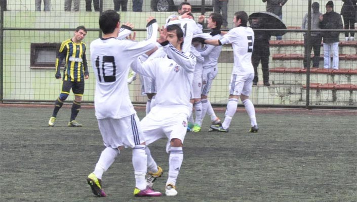 Beşiktaş:4  Fenerbahçe:0 (U-18)