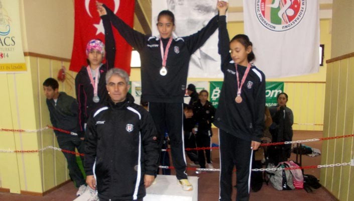 Küçük Atletlerimizden Büyük Başarı
