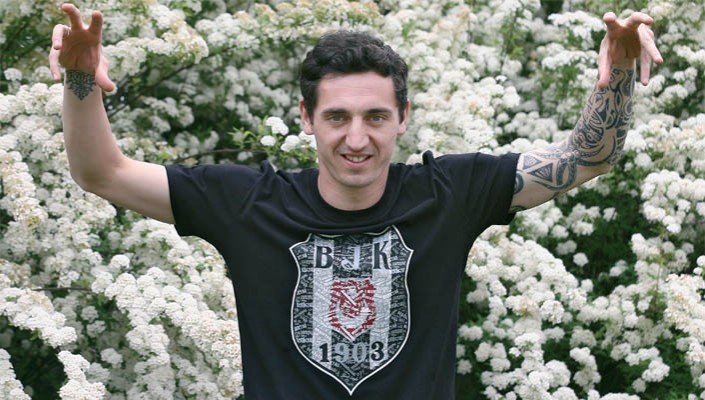 Roberto Hilbert Beşiktaş Dergisi’nde 
