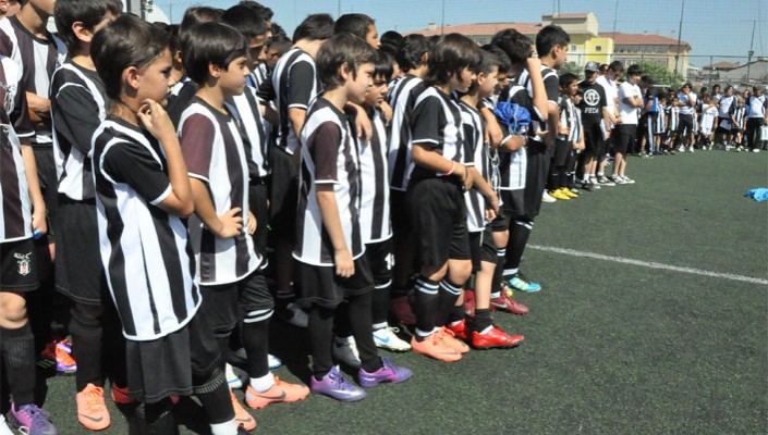 BJK Futbol Okulları Şenliği Başladı