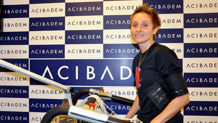 Julie Mc Bride Sağlık Kontrolünden Geçti 