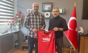 Mehmet Ekşi’den TFF Meral-Celal Aras Spor Lisesi Müdürü Candar Keskin’e Ziyaret
