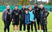 Merhum İlber Ortaylı’nın Ailesi, BJK Nevzat Demir Tesisleri'nde Futbol A Takımımızı Ziyaret Etti