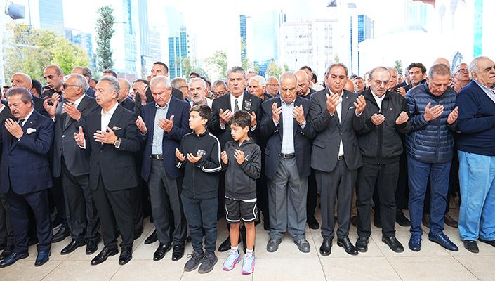 Merhum Metin Keçeli Son Yolculuğuna Uğurlandı