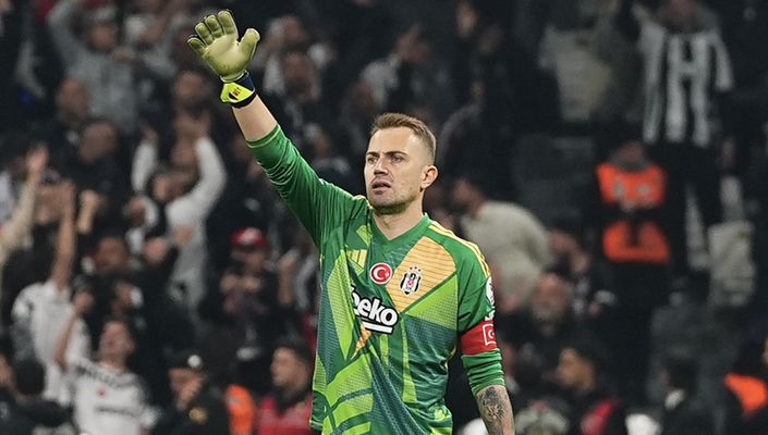 Mert Günok: ‘Mücadele ettiğimiz maçlarda galip geliyoruz’