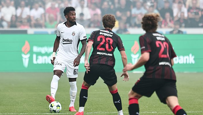 Midtjylland:0 Beşiktaş:0 (İkinci Yarı Oynanıyor)