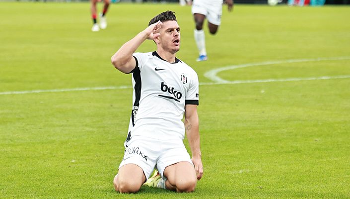 Milot Rashica: “Fırsat bulduğumda yüzde yüzümü vermeye çalışıyorum”