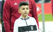 Young Beşiktaş fan Ata Demir's dream comes true 