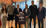 Moskova Büyükelçimiz Mehmet Samsar’dan Erkek Basketbol Takımımıza Ziyaret