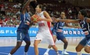 Iva Perovanovic signs with Lady Eagles