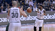 Beşiktaş Sompo Japan:80 Darüşşafaka Doğuş:74 