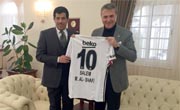 Başkanımızdan Katar Büyükelçiliği'ne Ziyaret 