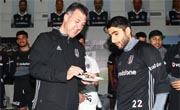 Aras Özbiliz ve Murat Çevik’in Doğum Günü Kutlandı