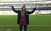 Alemin gözü yaşlı Alina Boz Beşiktaşlı!