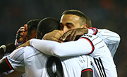 Beşiktaş come-from-behind to beat Trabzonspor 4-3 
