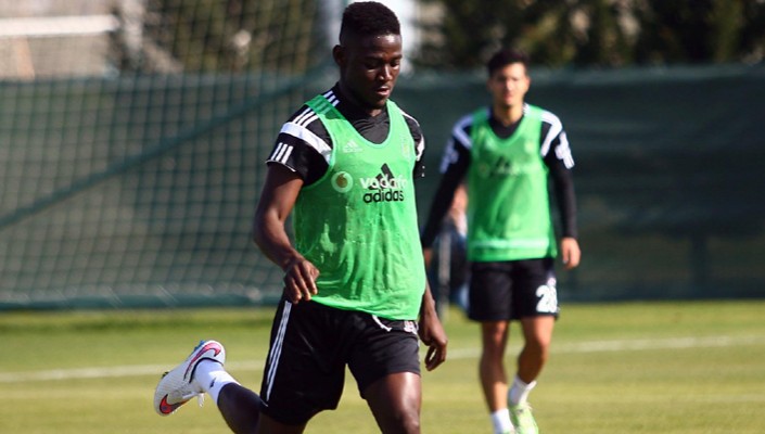 Daniel Opare, Futbol Takımımız ile İlk Antrenmanına Çıktı